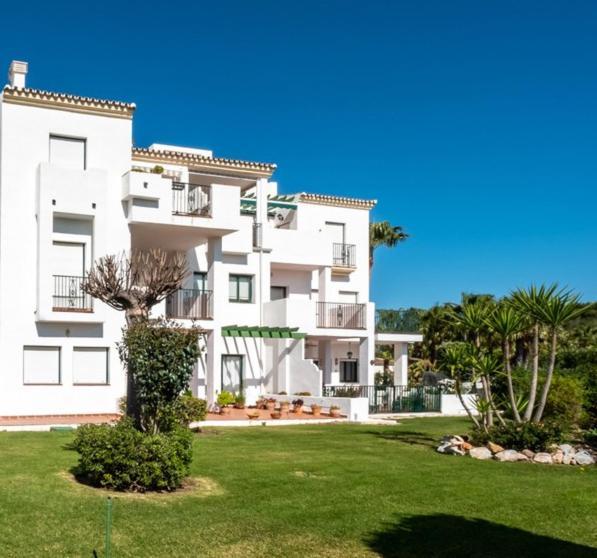 Alhaurin Golf Apartment Альхаурин-эль-Гранде Экстерьер фото